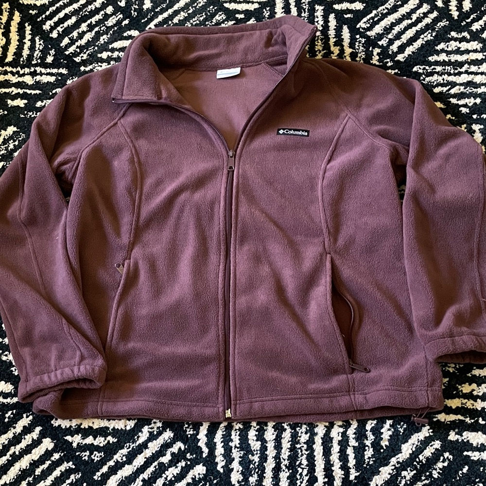Columbia Women's Ski Jacket in Plum
